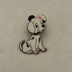 Disney Pin 101 Dalmatians Puppy Sitting
